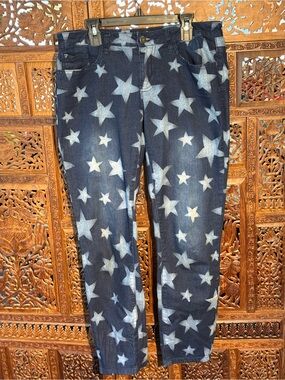 A.Z.I. Women's Straight Leg Star-Print Jeans in Dark Blue